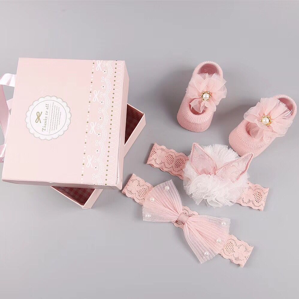 Baby Shower Gift Set – Complete Hair, Socks & Shoes Collection