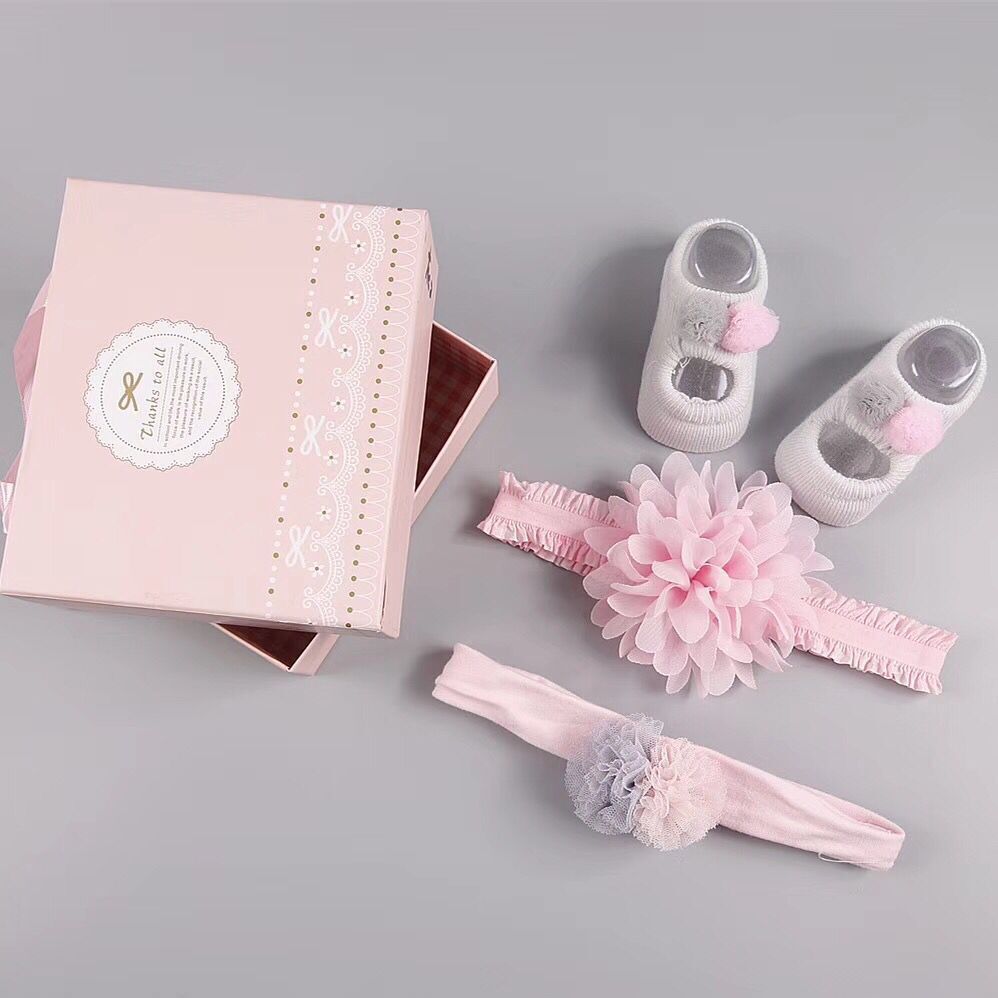 Baby Shower Gift Set – Complete Hair, Socks & Shoes Collection